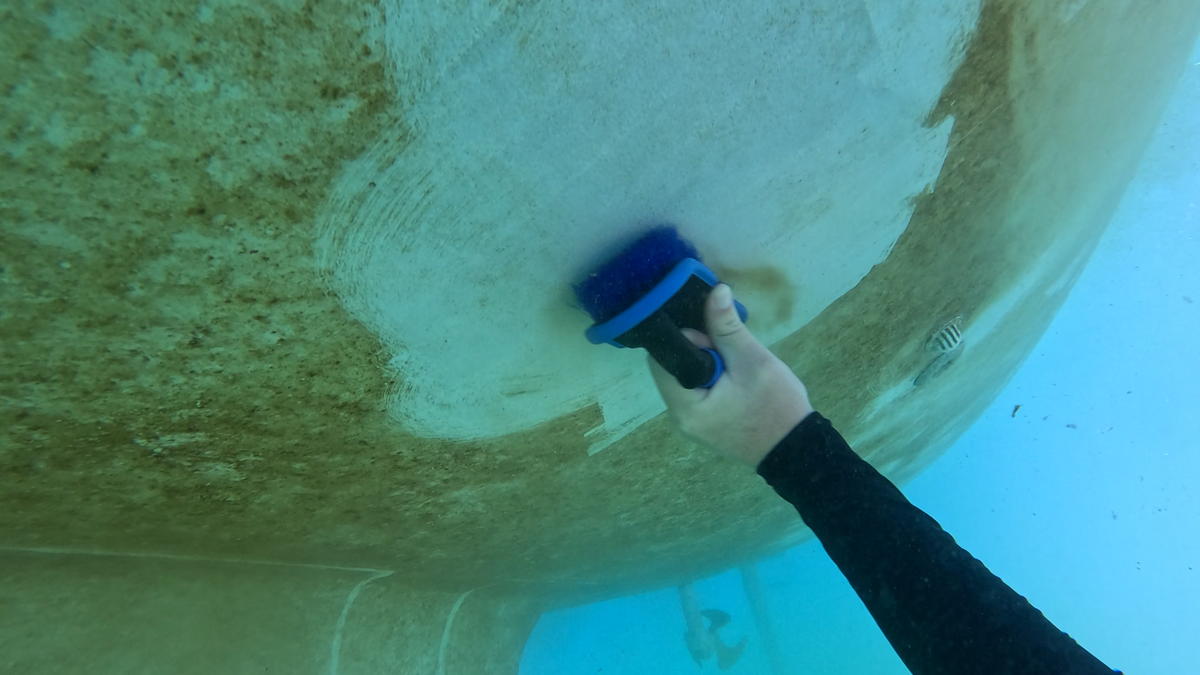 F2 EcoHull richtig reinigen und pflegen